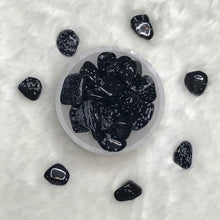 Load image into Gallery viewer, Snowflake Obsidian Tumbled
